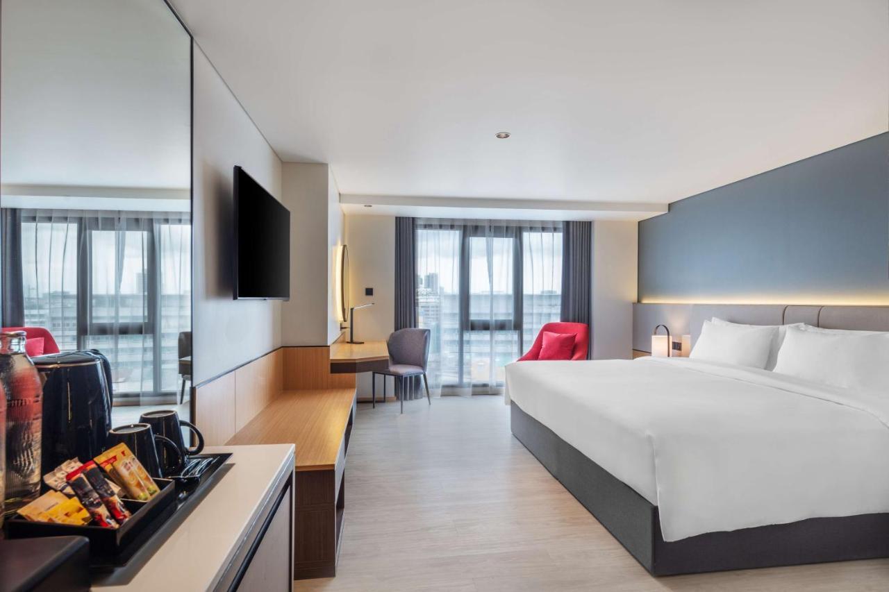 Best Western Click Sathorn 11 Bangkok Exterior foto