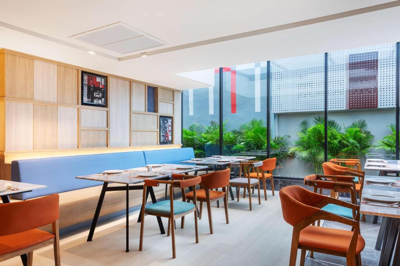Best Western Click Sathorn 11 Bangkok Exterior foto