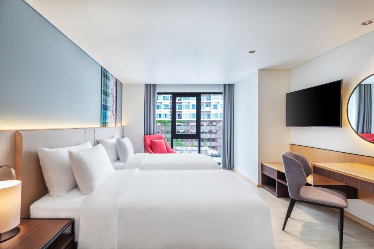 Best Western Click Sathorn 11 Bangkok Exterior foto