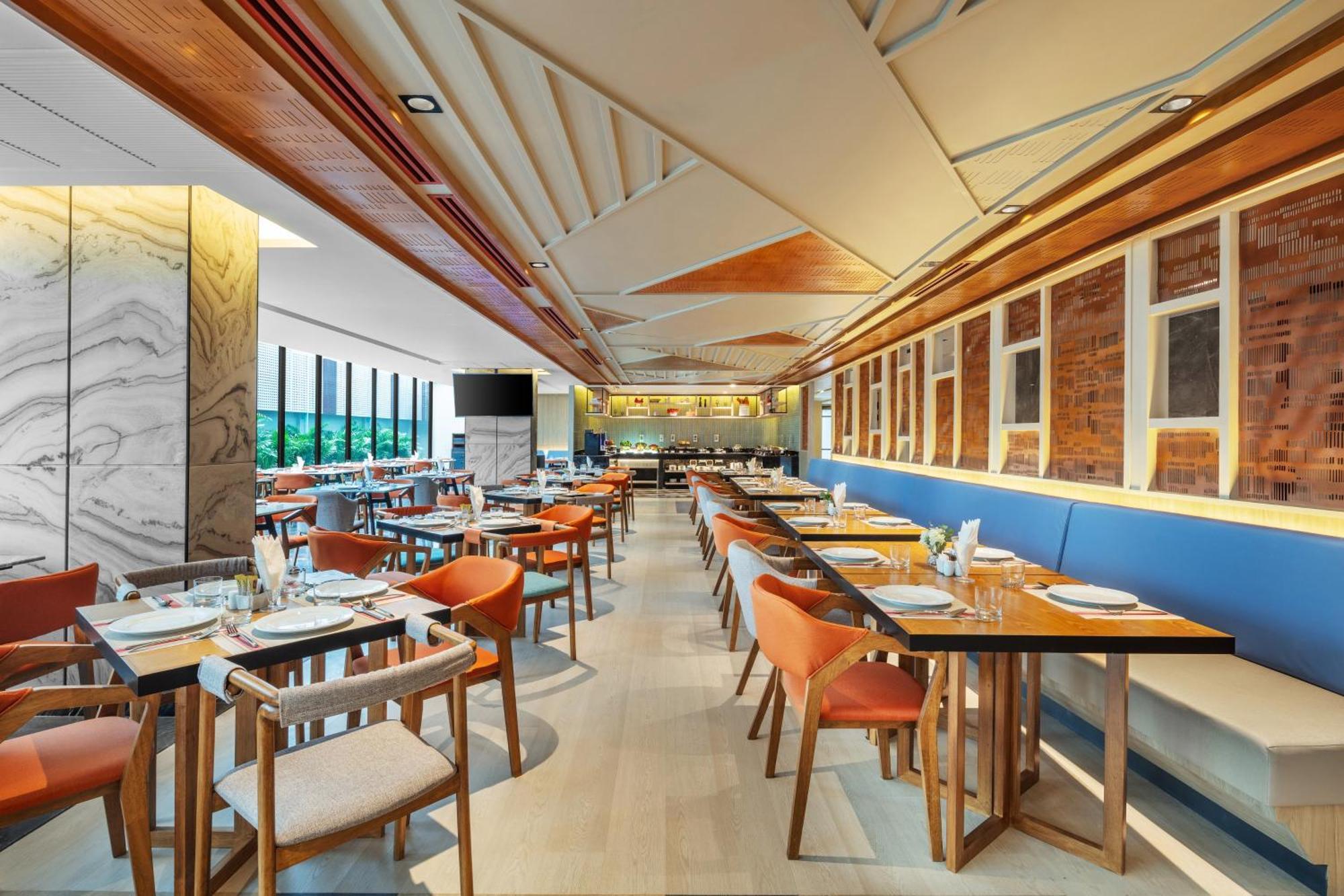 Best Western Click Sathorn 11 Bangkok Exterior foto
