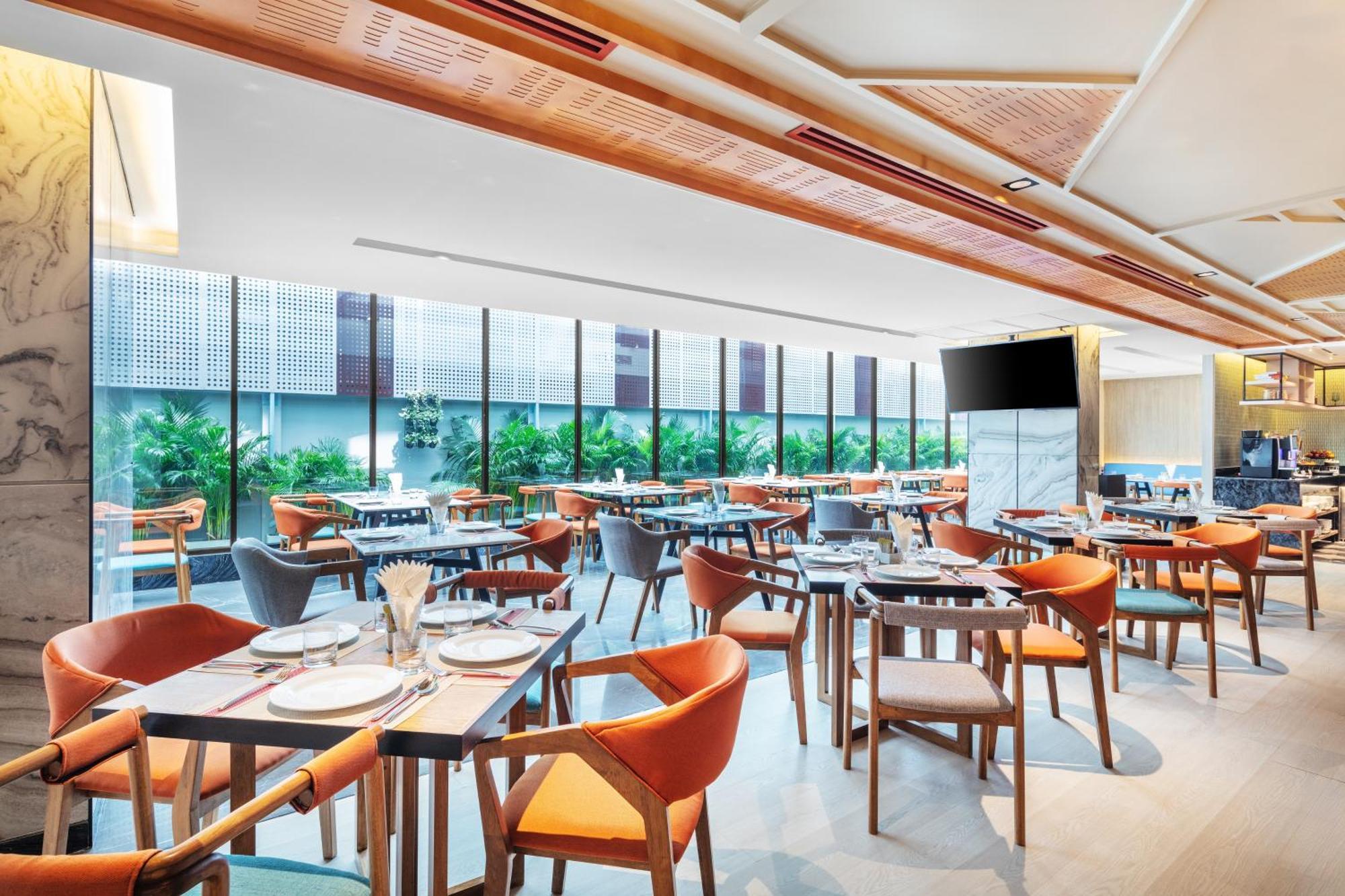 Best Western Click Sathorn 11 Bangkok Exterior foto