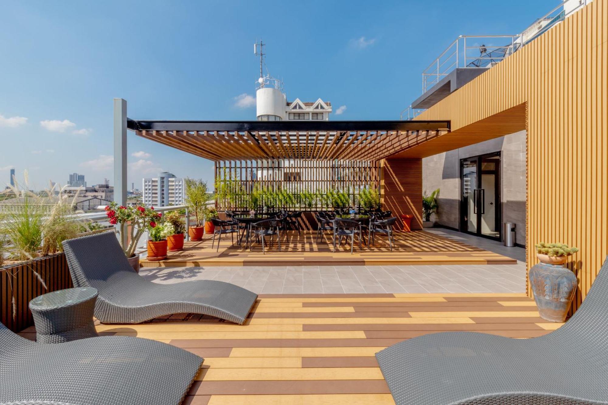 Best Western Click Sathorn 11 Bangkok Exterior foto